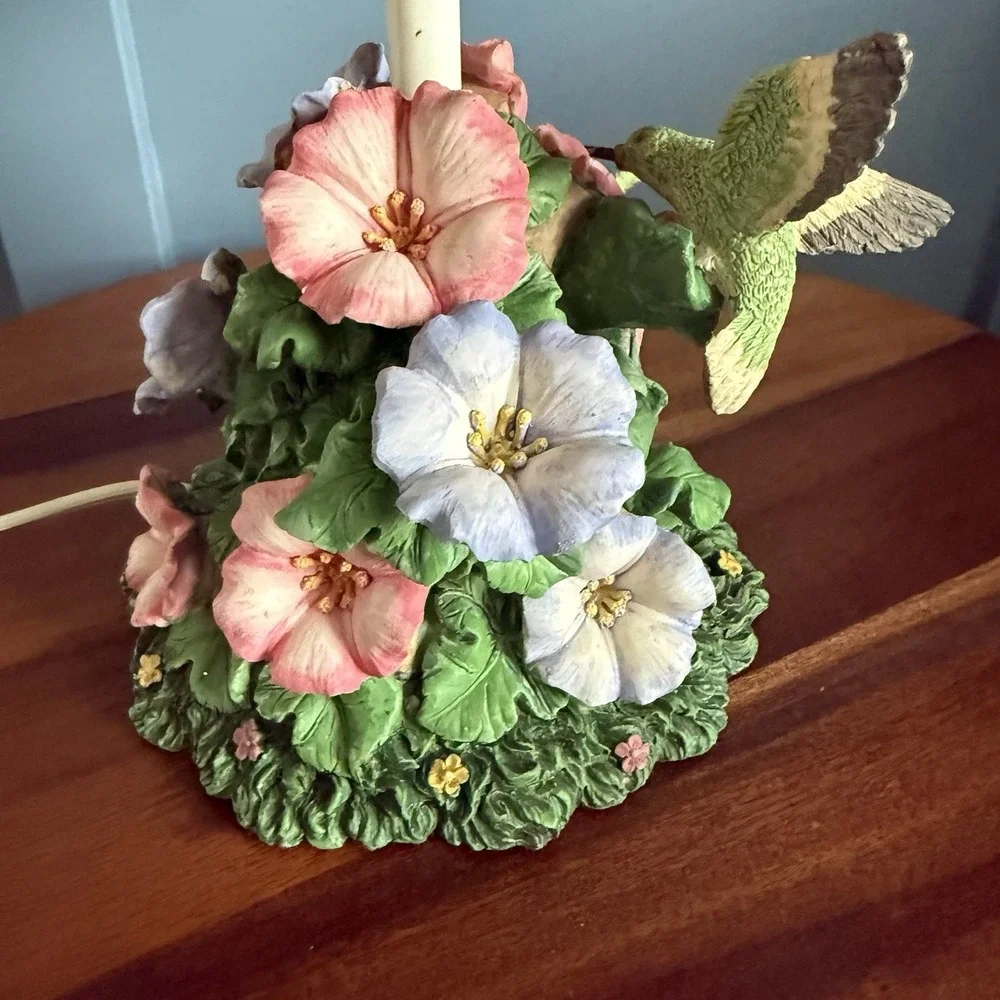 Vintage Hummingbird Table Lamp Floral Resin Base Morning Glory Kitchen Light